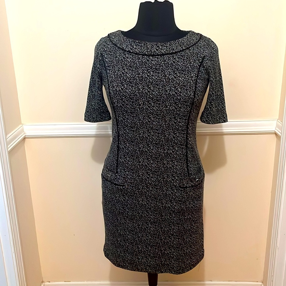 White House Black Market Tweed Midi black & white dress. Excellent condition!